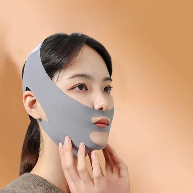 ALIUHYUKD One-piece face shaping bandage, V face lifting, firming face, preventing sagging face sculpting mask