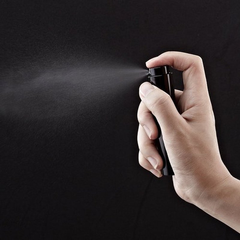 LISAPACK 8ML Atomizer Perfume Spray Bottle for Travel, Empty Refillable Cologne Dispenser, Portable Sprayer for Men and Women (Gloss Black)