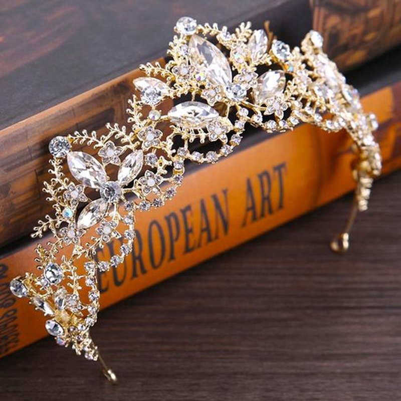 Yovic Baroque Gold Wedding Crown Sparkly Rhinestone Bride Crowns and Tiaras Prom Crystal Bridal Hair Accessories for Women and Girls (Gold)