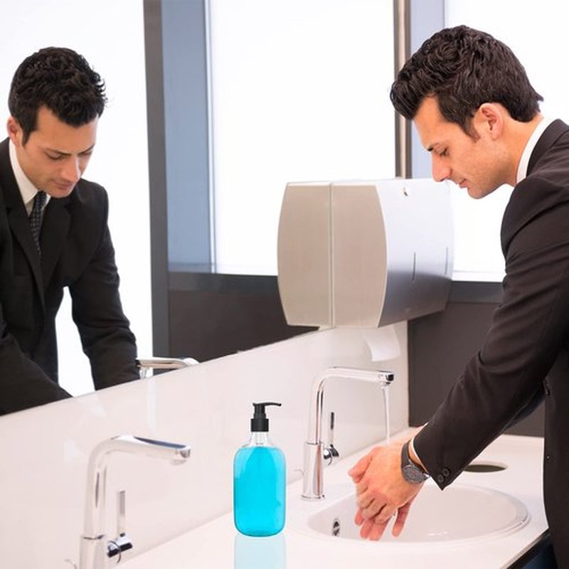 10 Ounce Clear Plastic Pump Bottle Dispenser, Refillable Empty Bottle Container with Pump for Essential Oil Soap Lotion Shampoo, 2 Pcs