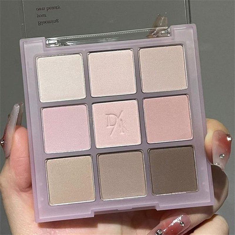 GHFCZOO Blooming Your Own Beauty Eyeshadow Palette, 9 Shades, Glitter and Matte Finishes (08#)