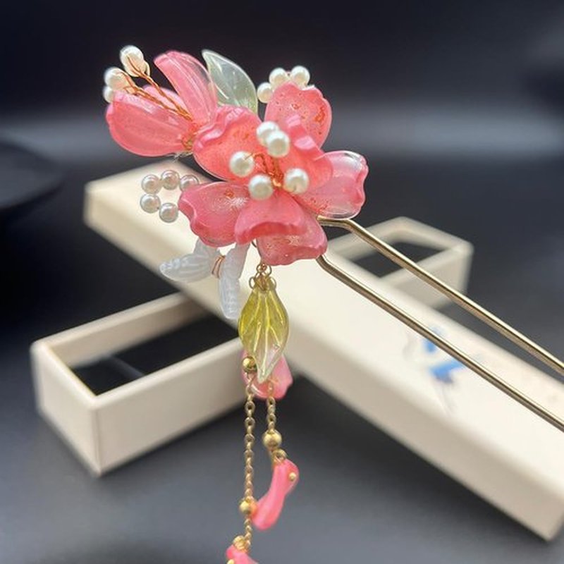 Rabithenn Pink Hydrangea with Pearl Tassels Chinese Hanfu Hair Clip Hair Accessories for Women Girls Long Hair (Hydrangea)