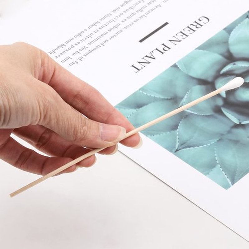 500 Count 6 Inch Long Cotton Swabs with Wooden Handles Cotton Tipped Applicator for Cleaning