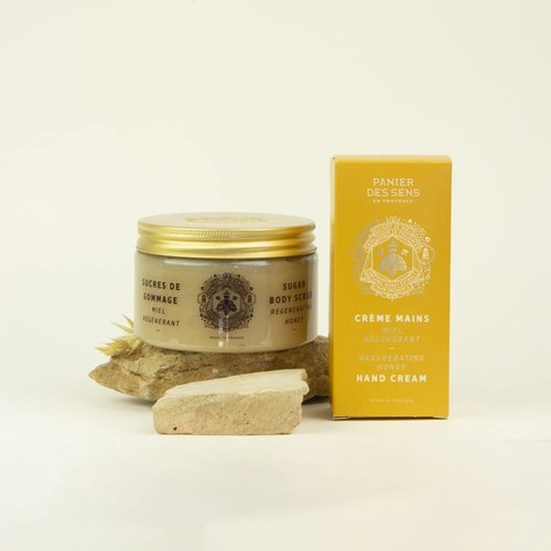 Panier des Sens - Small Hand Cream for Dry Cracked Hands – Honey Mini Hand Lotion for Dry Skin - With Shea Butter and Honey Extract - Hand Care 97% Natural Ingredients - Travel Size 1 floz