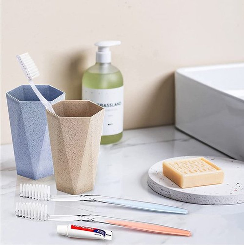 HQSLsund 200 Pack Disposable Toothbrushes with Toothpaste, Individually Wrapped Disposable Toothbrushes Bulk Toothbrushes Soft Bristle Tooth Brush Manual Disposable Travel Toothbrush Kit Bulk