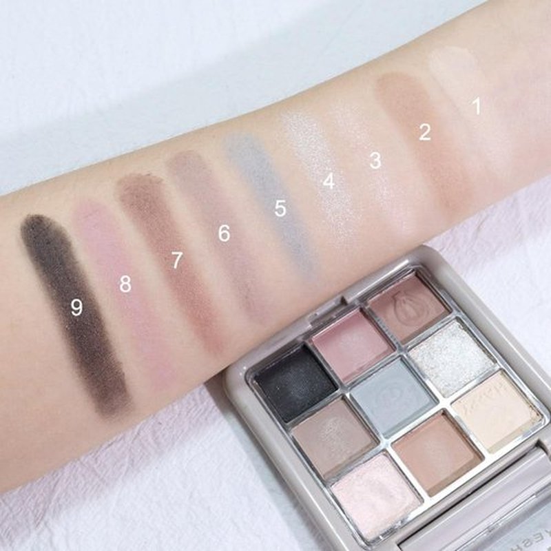 JUAAZIN Light Brown Eyeshadow Palette Natural Matte Shimmer Glitter 9 Colors, Gray blue Light pink Light Brown Eyeshadow Palette, Velvety Matte Finish Long Lasting Waterproof Professional Makeup 03#