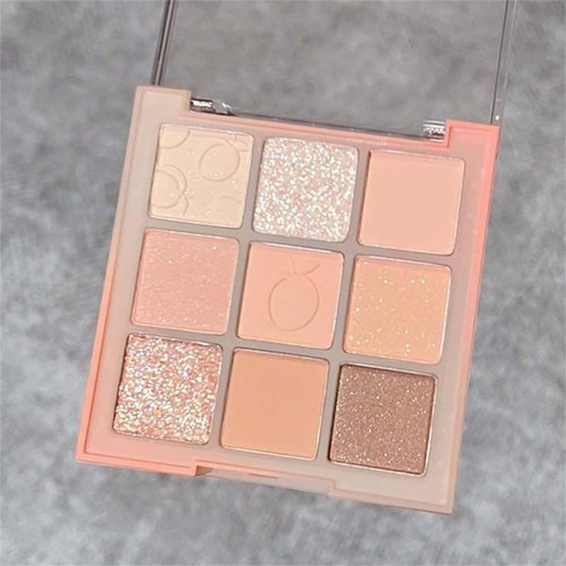 Blooming Your Own Beauty Eyeshadow Palette, 9 Shades, Glitter and Matte Finishes (14#)