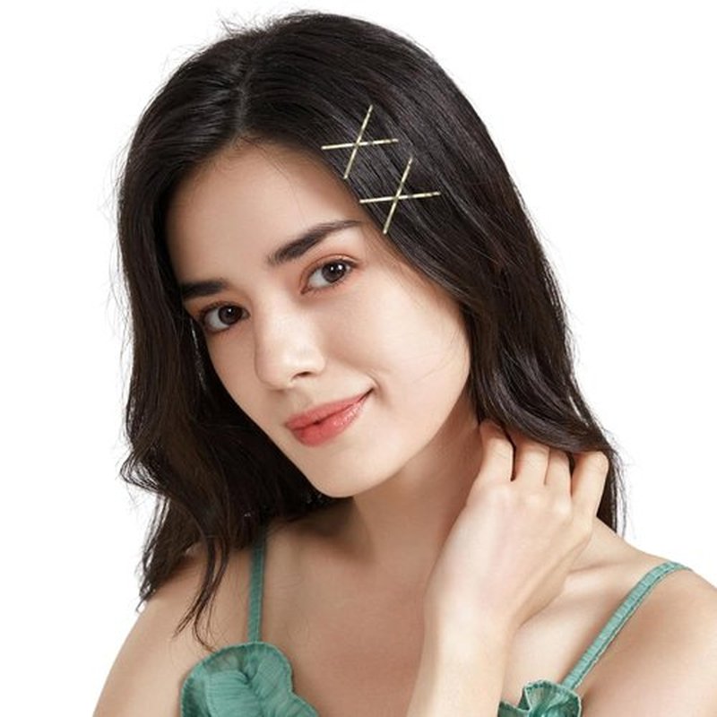 Dofash 100Pcs Bobby Pins Hair Pins Steel Hair Clips 3.5Cm/1.38" Hair Accessories With Gift Box For Girls (Blonde)