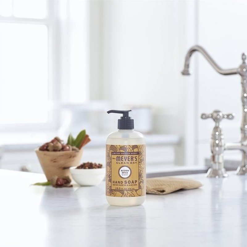 MRS. MEYER'S CLEAN DAY Hand Soap, Made with Essential Oils, Biodegradable Formula, Acorn Spice, 12.5 fl. Oz