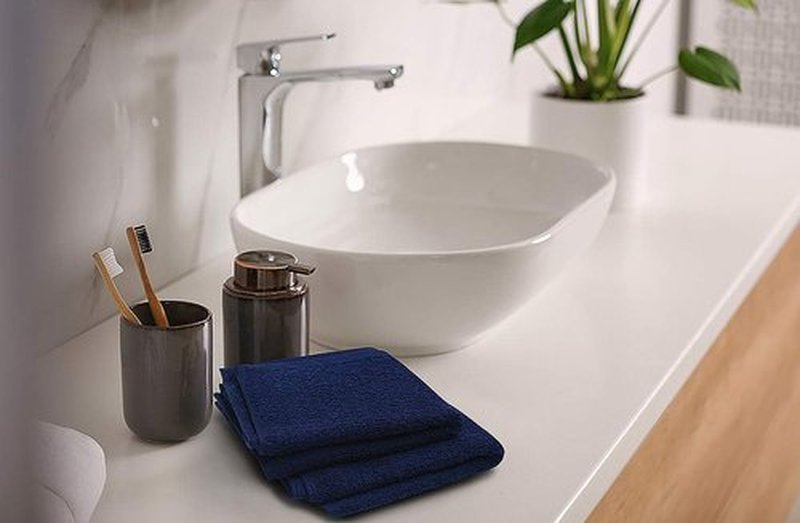 Softolle 100% Cotton Ring Spun Wash Cloths – Bulk Pack of Washcloths – 12x12 Inches – Wash Cloth for Face, Highly Absorbent, Soft and Face Towels (Navy Blue/White, 24 Pack)