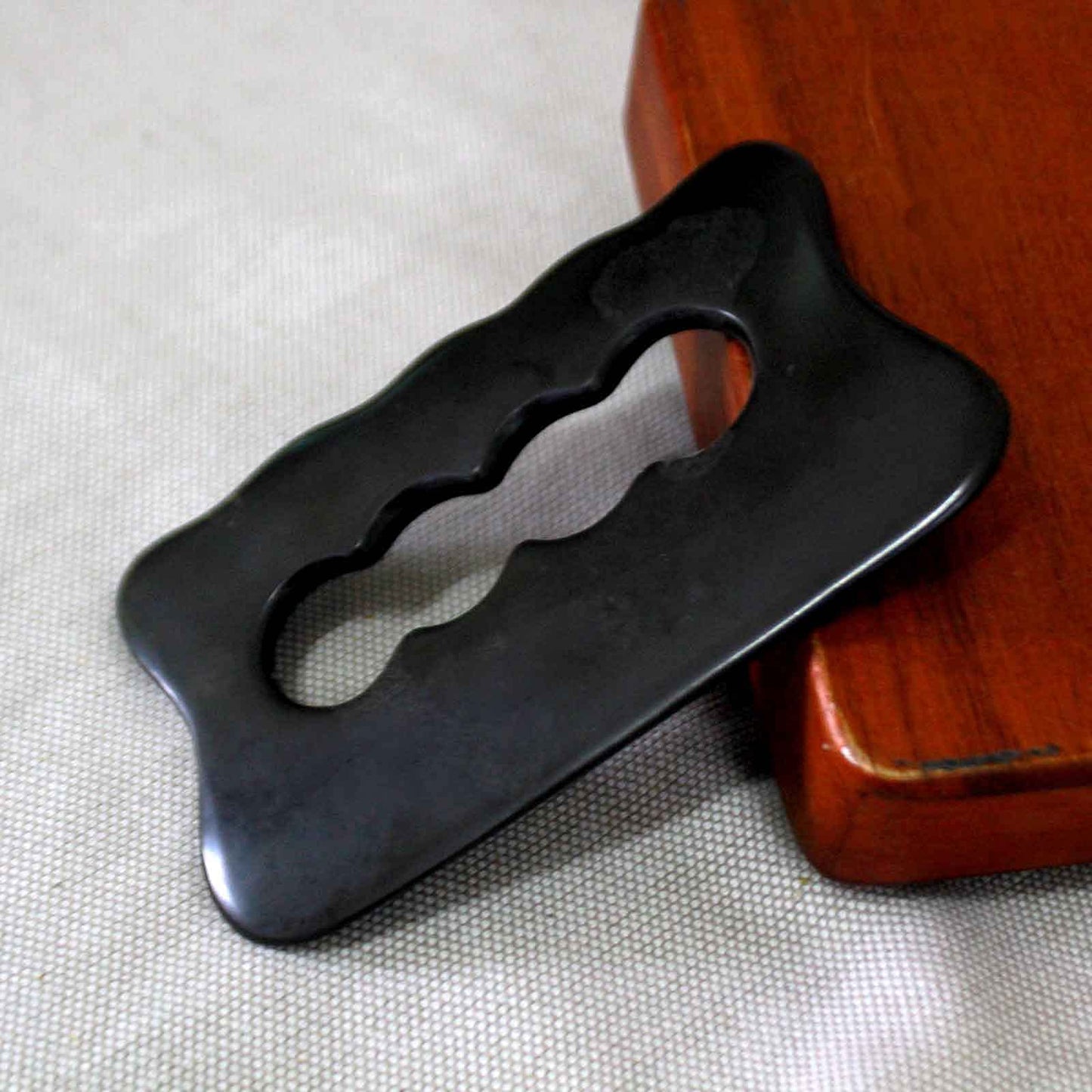 Gihunk Gua Sha Massage Tool, Bian Stone Gua Sha Tool Gua Sha Stone for Soft Tissue Scraping, Used for Back, Legs, Arms, Neck,Shoulder(Black)