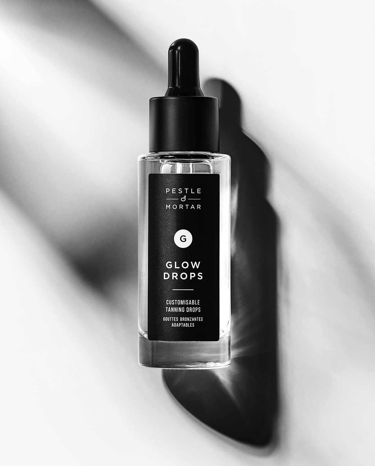 Pestle & Mortar Glow Drops - Customisable Sunless Self-Tan with Hyaluronic Acid. Effortless, Even Tanning, Super-Hydrating, Works Alongside Your Regular Skincare Products - For Men & Women- 30ml