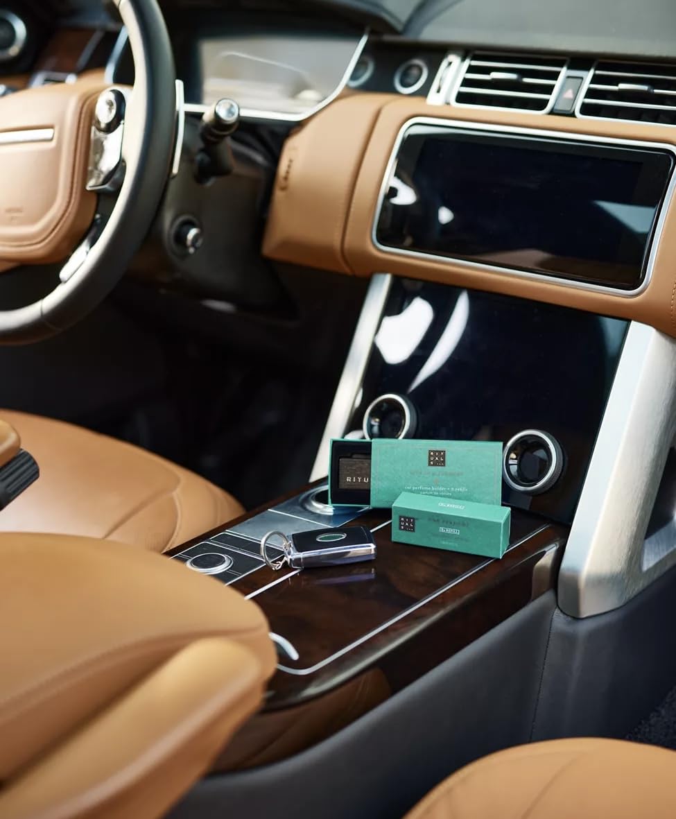 THE RITUAL OF KARMA Life is a Journey - Karma Car Perfume holder + 2 refills -lotus flower & white tea
