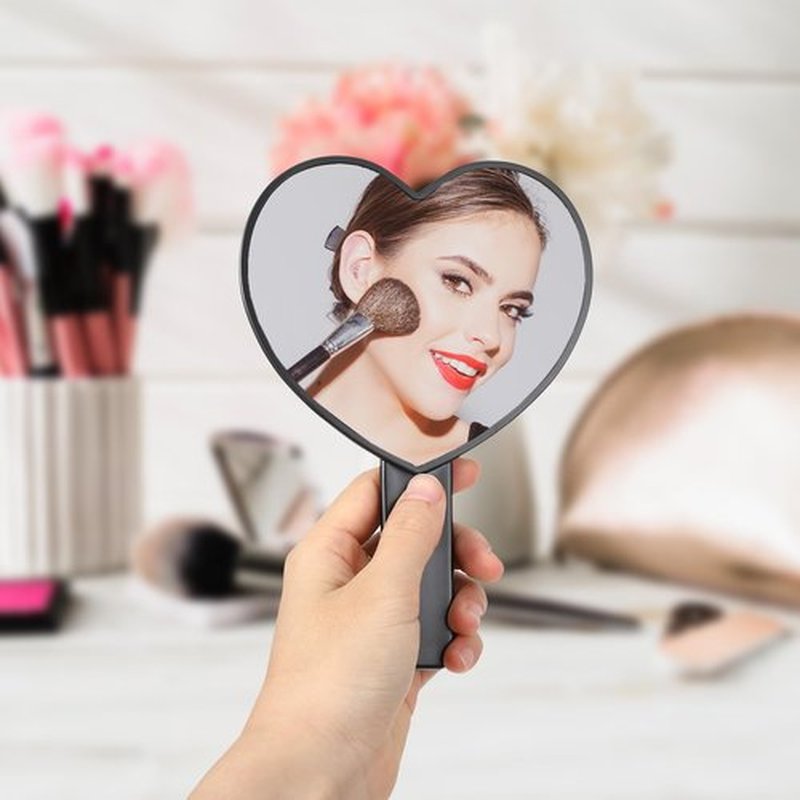 Heart-Shaped Handheld Mirror with Handle, Portable Travel Makeup Hand Mirror Decorative Mini Heart Cosmetic Lash Mirror for Women Girls Valentine's Day (Black)
