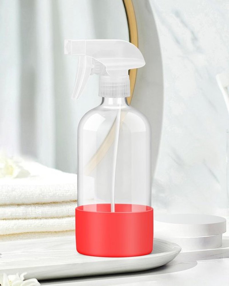 Roinisor Glass Spray Bottles with Silicone Sleeve Protection, Empty 16OZ Reusable Spray Bottles, Refillable Containers with Spray Nozzles for Cleaning Solutions, Plants and Essential Oils 1 Pack Red