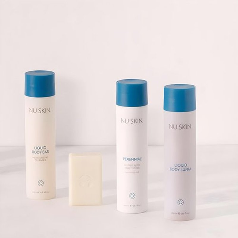 Nu Skin Liquid Body Lufra | Exfoliating and Face Moisturizer, Body Wash For Skin Care | With Ground Walnut Shells, Aloe Vera, Glycerin | Wet skin with Water-work into lather-rinse | 8.4 Fl Oz | 1 Pack