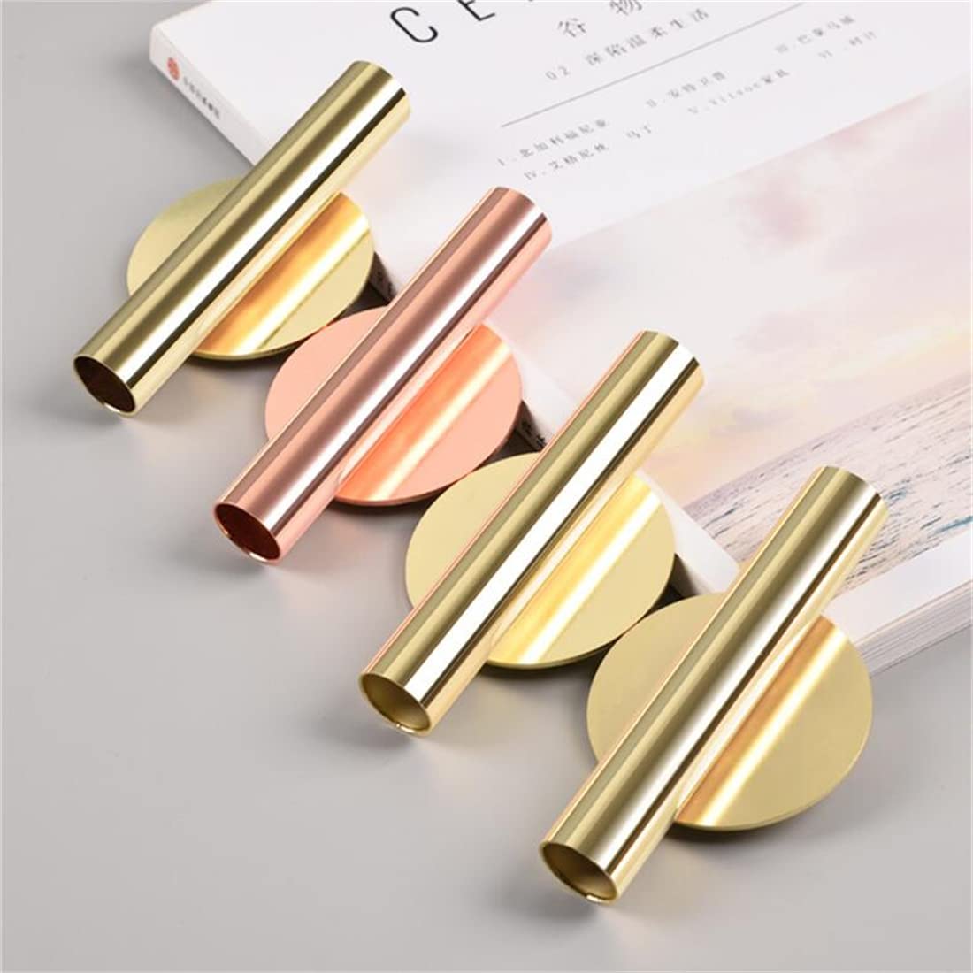 2 Pcs Gold Wall Decor, Plant Wall Vase Metal Tube Decoration Holder Used to Display Dried Flowers, Faux Flowers, Fake Flowers, Also Suitable for Gravestone Memorial Decoration (Round Gold)