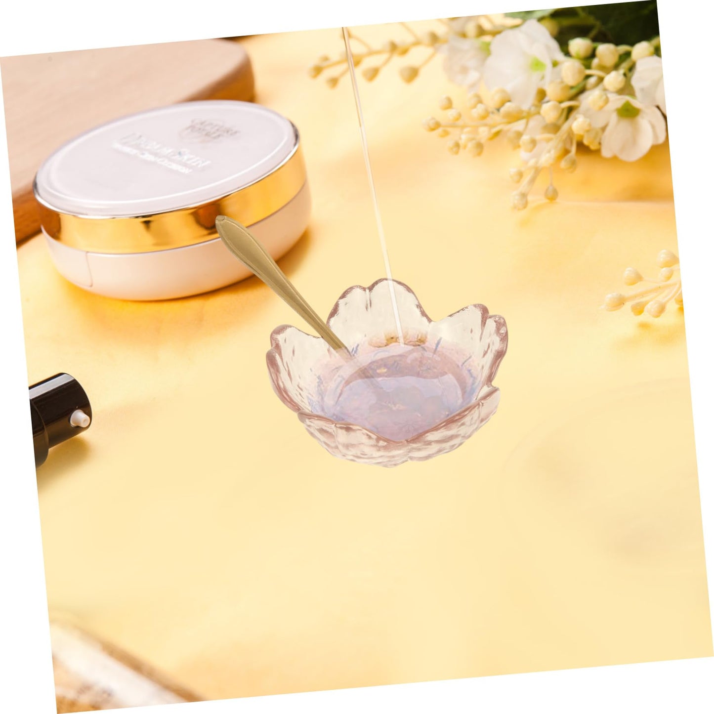 IMIKEYA 2 Sets Small Glass Face Mask Bowls with Spoons Essential Oil Mixing Bowls for Spa and Salon Facial Treatments Lightweight Compact Esthetician Supplies for Skin Care