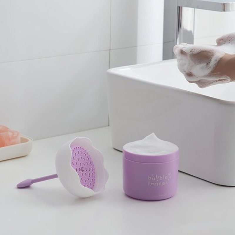 LZbeove Plastic Facial Cleanser Foamer Cup Portable Face Cleanser Foam Maker Cup Travel Skin Care Foam Maker Facial Skin Cleansing Care for Quickly get a rich cleanser lather (Purple)