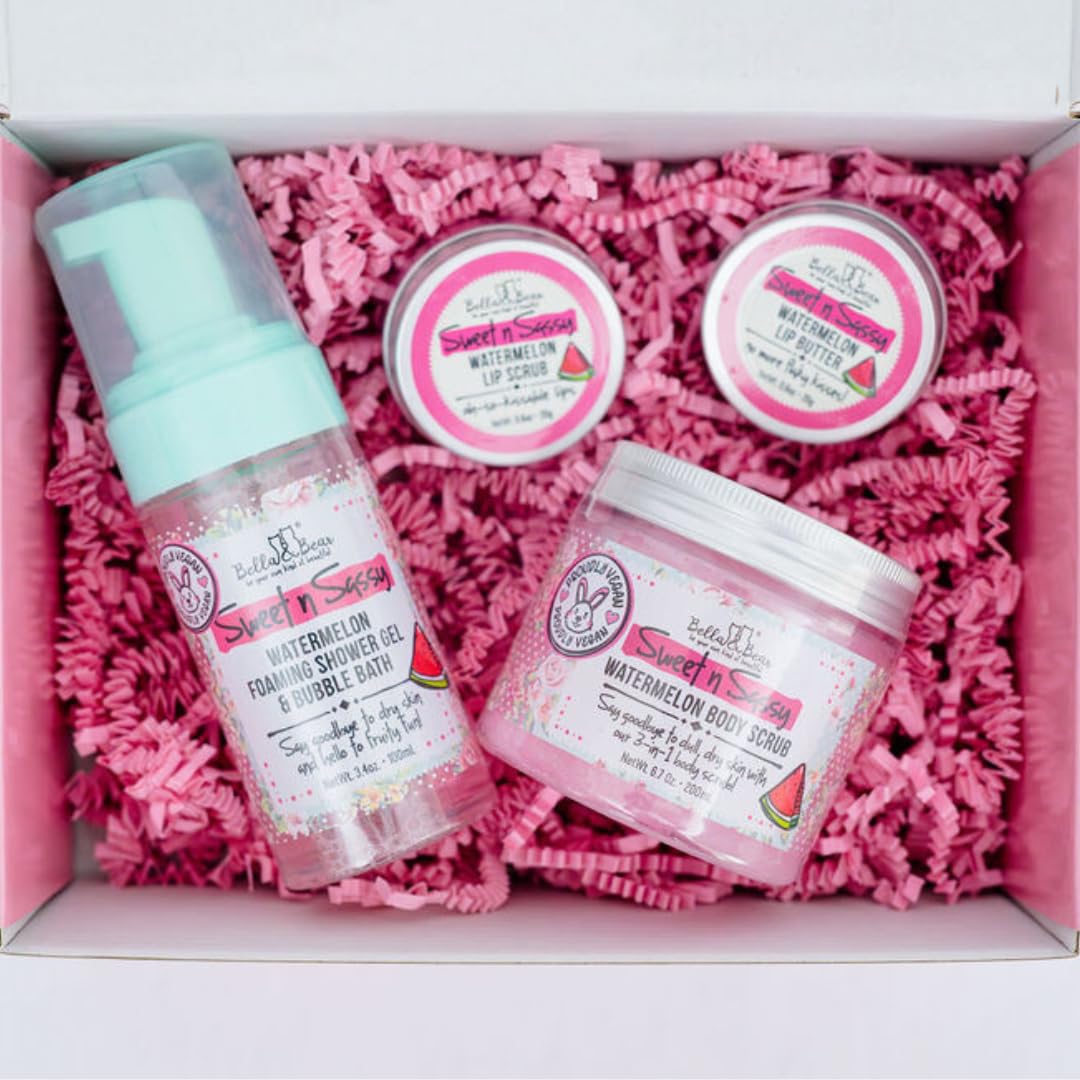 Bella & Bear Sweet 'n' Sassy Spa Gift Set for Women & Teen Girls – Bath & Body Gift Set with Shower Gel, Body Scrub, Lip Scrub & Lip Butter