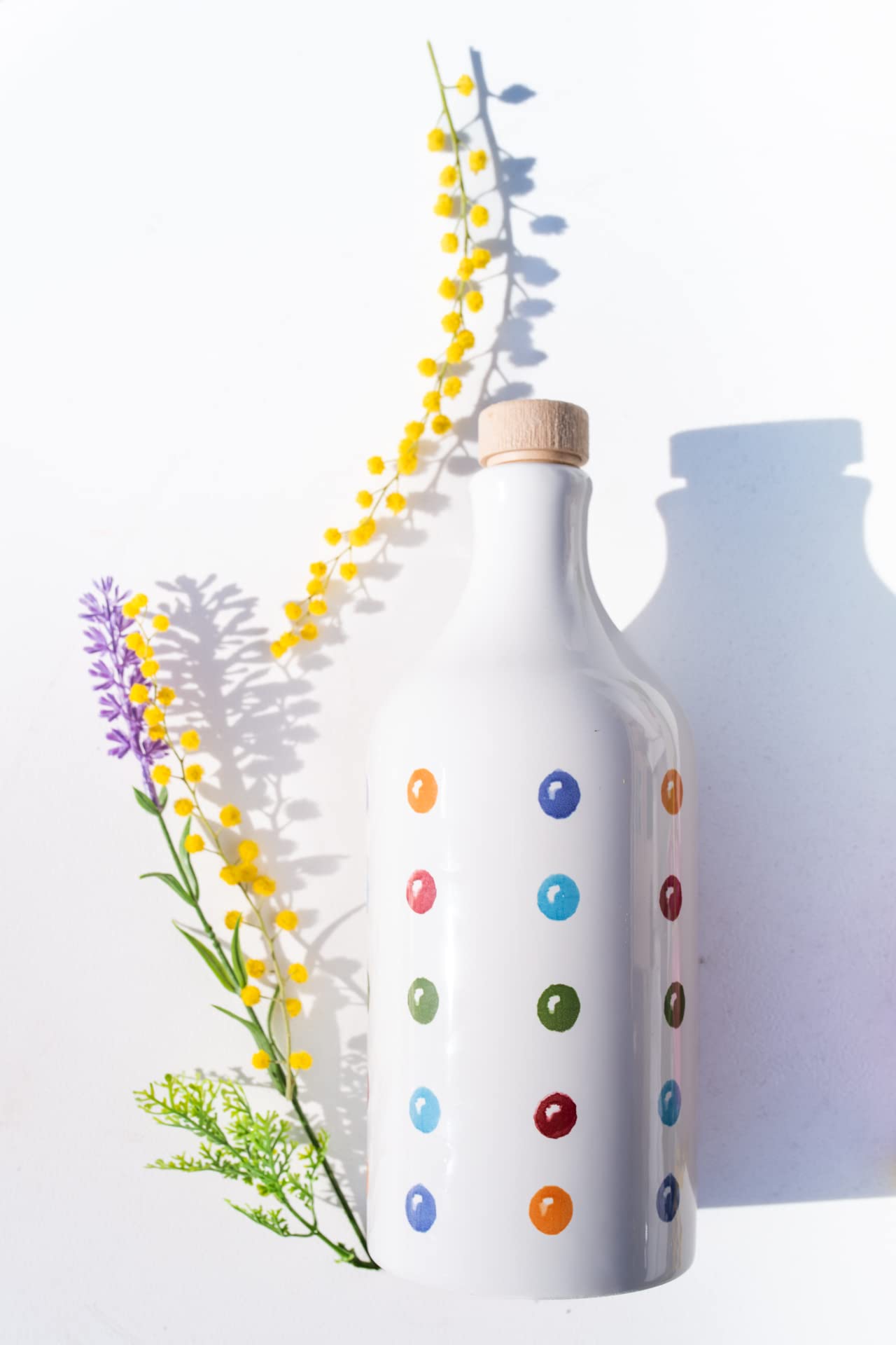 Antico Frantoio Muraglia Intense Fruity Extra Virgin Olive Oil from Apulia | Premium Polyphenol Rich EVOO | Early Harvest First Cold Pressed | DOTS Collectible Handmade Ceramic Bottle with Beautiful Gift Box | 16.9 Fl.oz (500 ml) | Imported from Italy