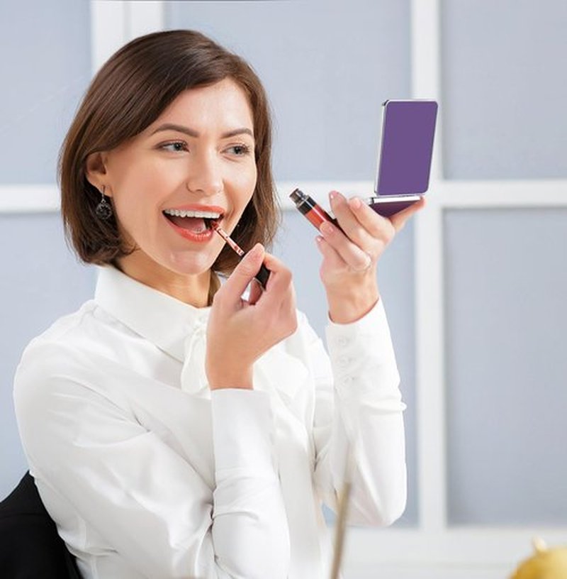 dcdcee Pocket Mirror, Small Travel Mirror with Magnification, Portable Double-Sided Magnifying Cosmetic Mirror for Daily (Purple)