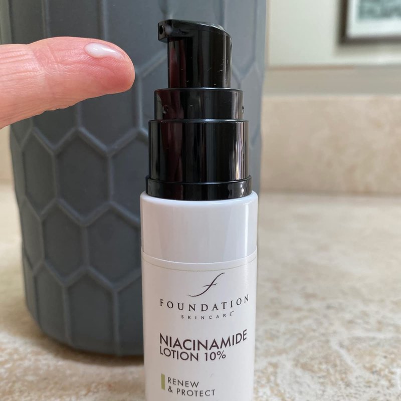 Niacinamide Lotion - Hydrating Foundation Skincare for Glowing Skin | 4 oz