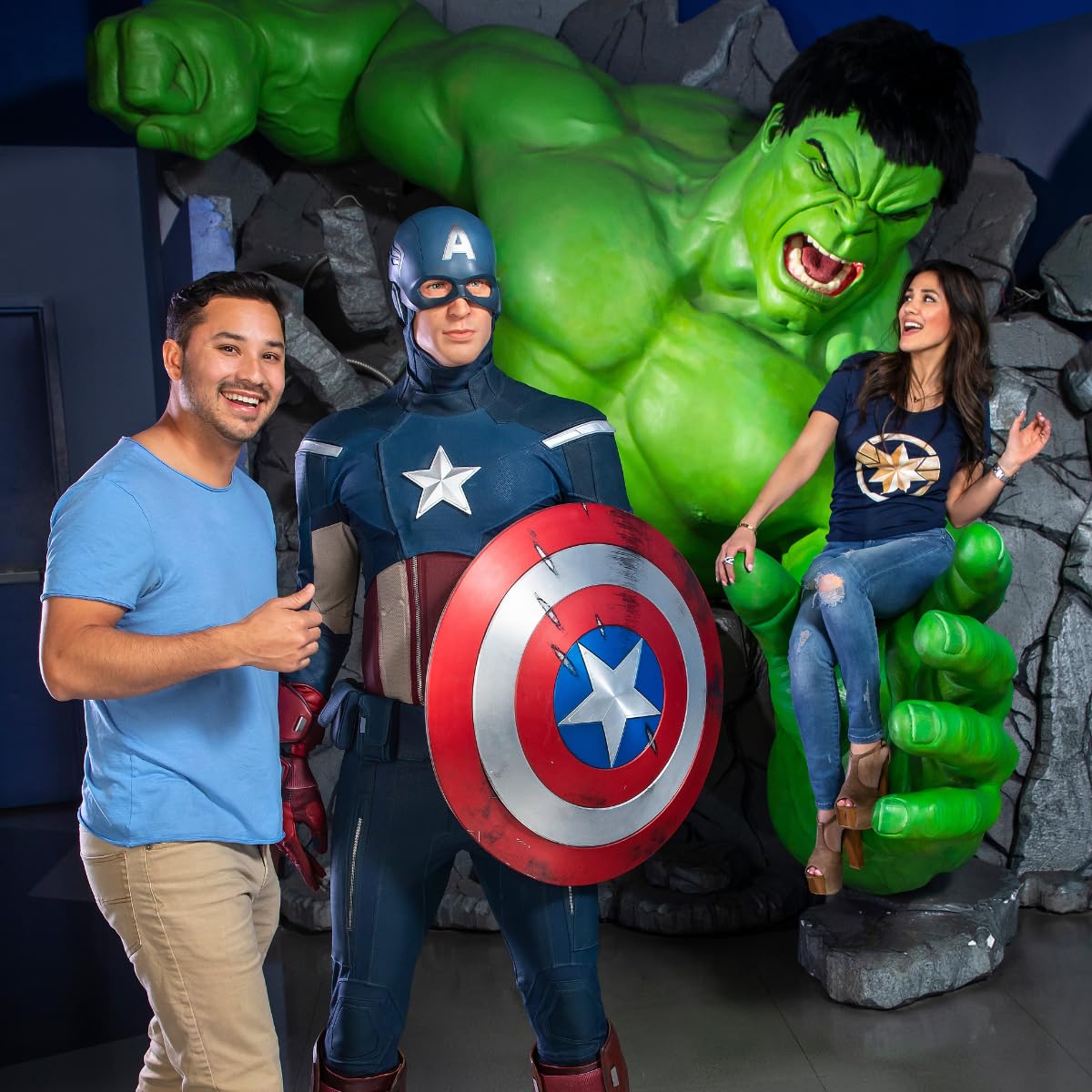 Wonderbox Madame Tussauds Las Vegas Gift Box, 2 Admission Tickets for Wax Museum, Gift Experience for Kids & Families