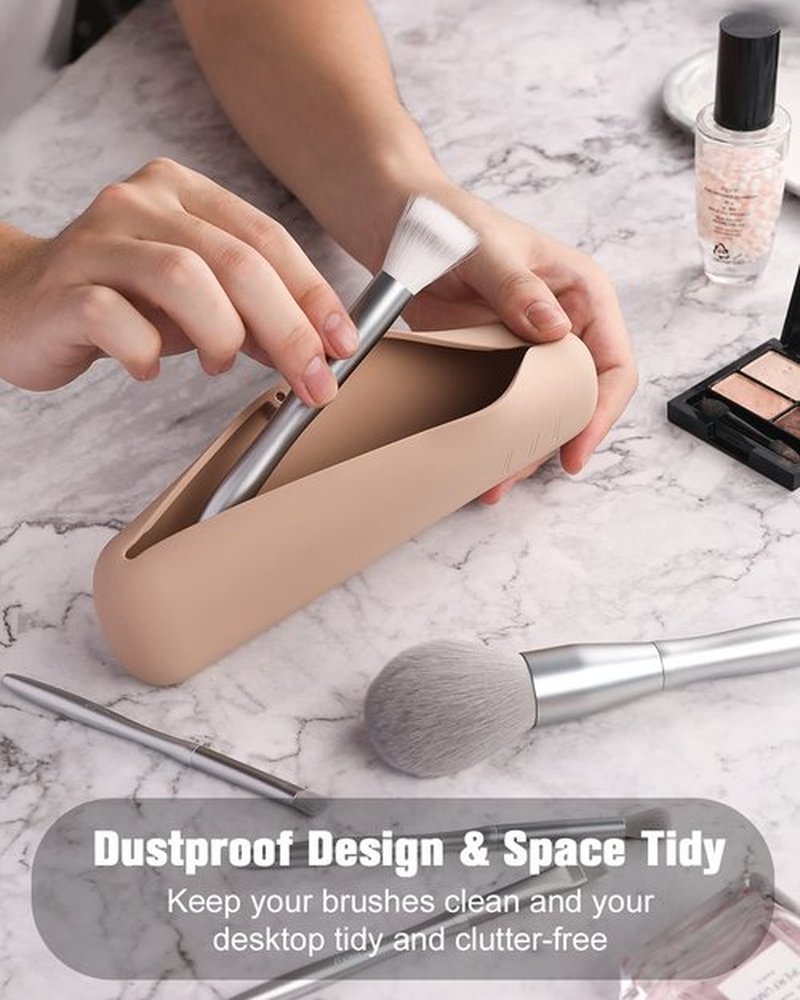 FERYES Large Travel Makeup Brush Holder, Magnetic Anti-fall Out Silicon Portable Cosmetic Face Brushes Holder, Soft and Sleek Makeup Tools Organizer for Travel- (8.27 * 2.36 * 1.57)