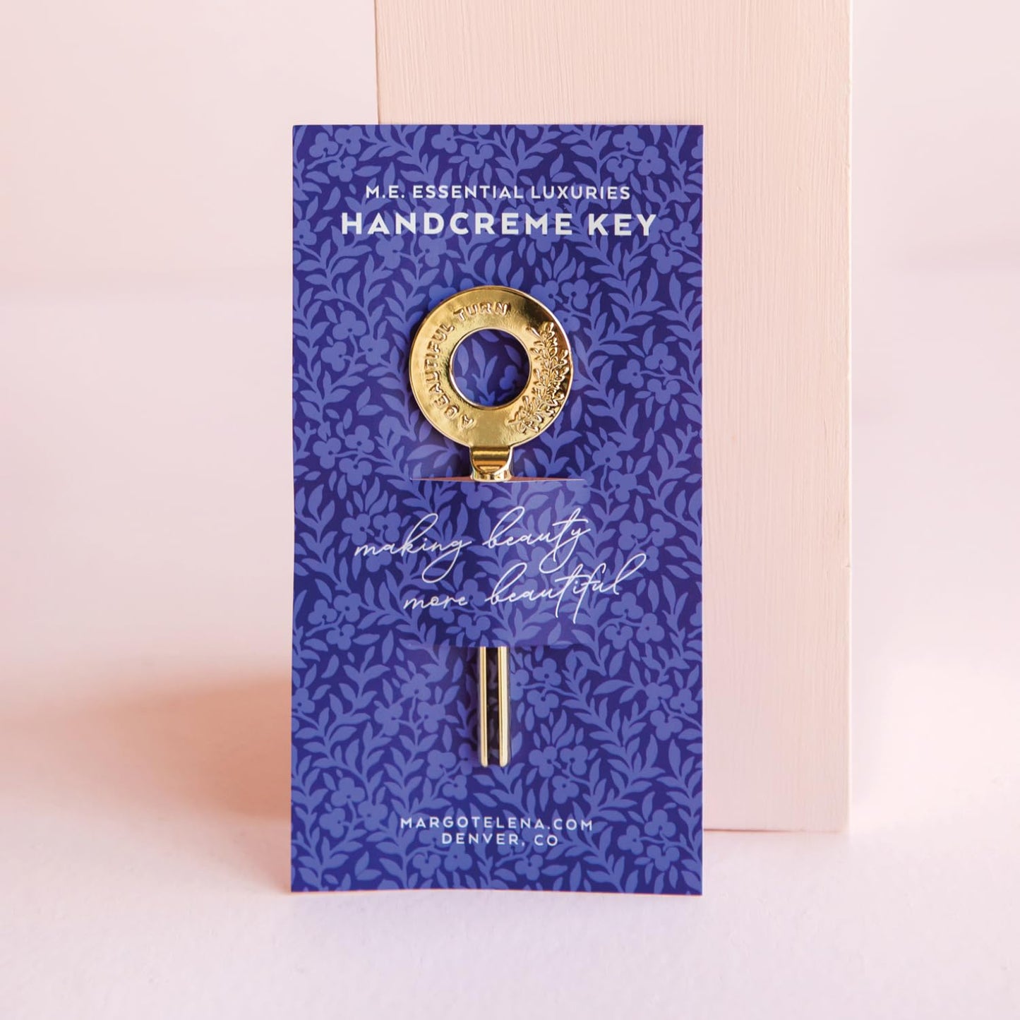 LOLLIA Handcreme Tube Key - Easy to Use Tube Squeezer Tool, Hand Cream Gift Pairing, Hand Lotion Accessory Gold, Charming Floral Printed Key for Metal Cream Tube