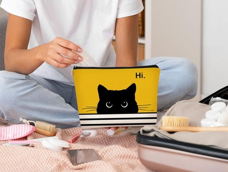 BARPERY Cat Makeup Bag,Cat Gifts，Black Cat Purse,Gifts For Cat Lovers,Small Cute Makeup Bag Cosmetic Bag For Women Teen Girls,Birthday Gift,Cat Owners Gifts,Cat Lady Gifts For Women(Yellow)
