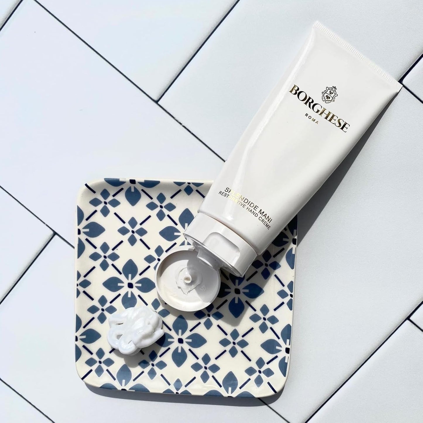 Hydrating Borghese Splendide Mani Hand Cream with Vitamin E - Restorative Cuticle & Skin Barrier Support for Dry, Chapped Hands