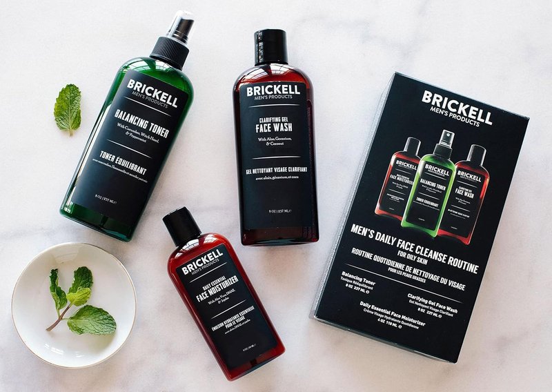Brickell Men's Daily Face Cleanser - Oily Skin Gel Wash with Aloe & Hyaluronic Acid | Unscented
