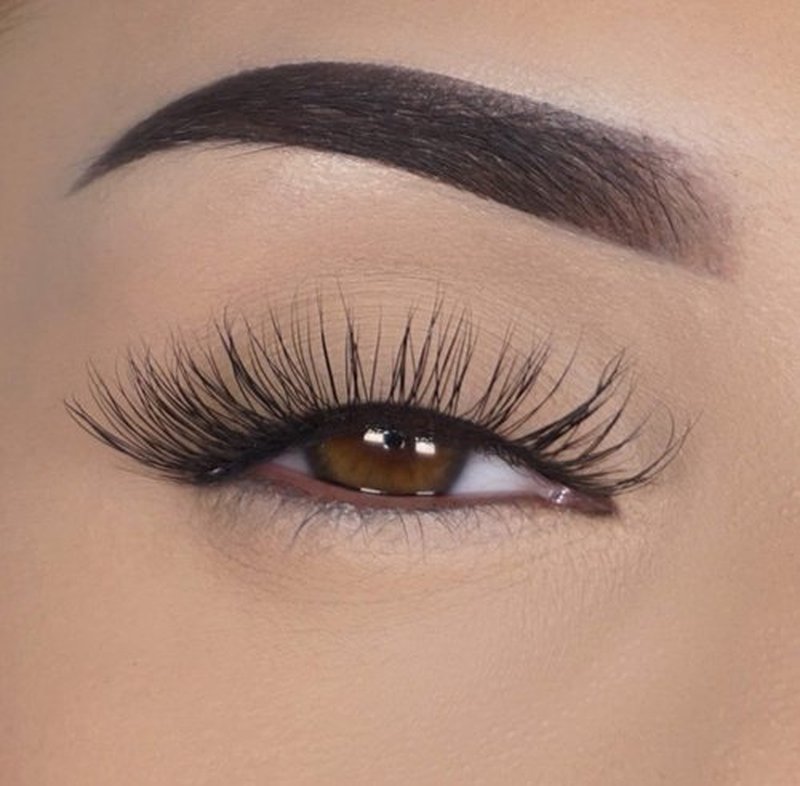 Lilly Lashes Opulence Lite, Wispy Mink Eyelashes | Natural Looking False Eyelashes | 17mm length, Reusable Up to 15 wears