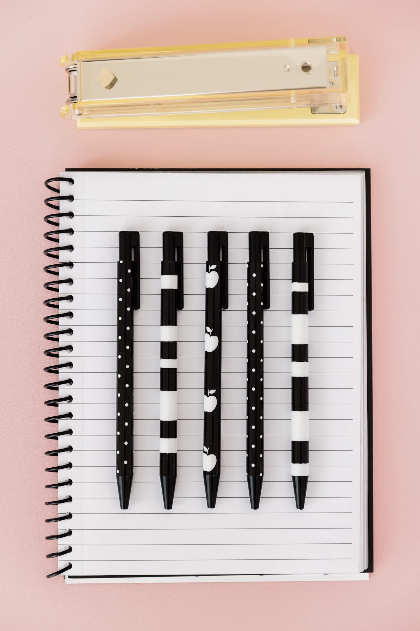 kate spade new york Black Ink Pen Set of 5, Cute Leopard Click Pens, Plastic Retractable Pens for Writing and Journaling, Forest Feline