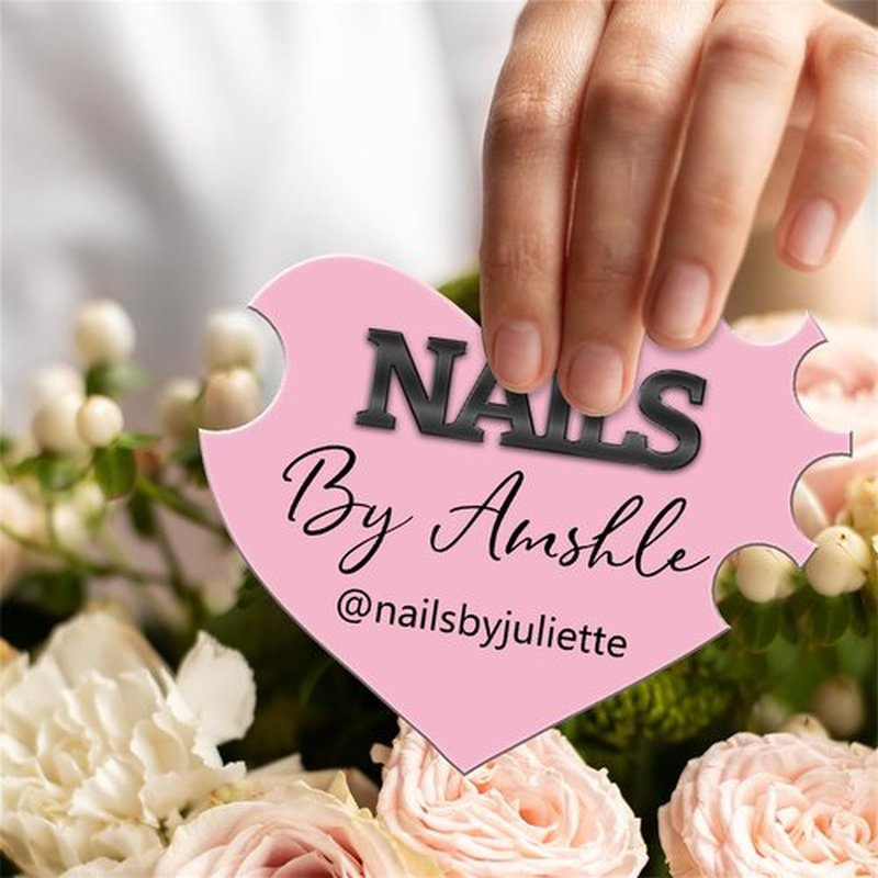 Tammnjo Personalized Name Nailfie Disk Sign Nail Prop Custom Acrylic Nailfie Disc Decor for Nail Techs Social Media Picture Prop Nail Photo Prop Beauty Salon Prop for Nail Techs,A2-Nail