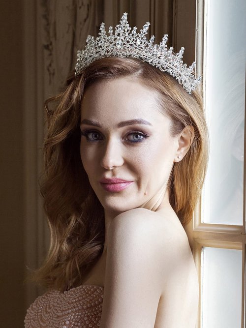 SWEETV Crystal Wedding Tiara for Women,Royal Queen Crown,Rhinestone Princess Tiara Hair Accessories for Quinceanera Pageant Prom Birthday Silver Audrey