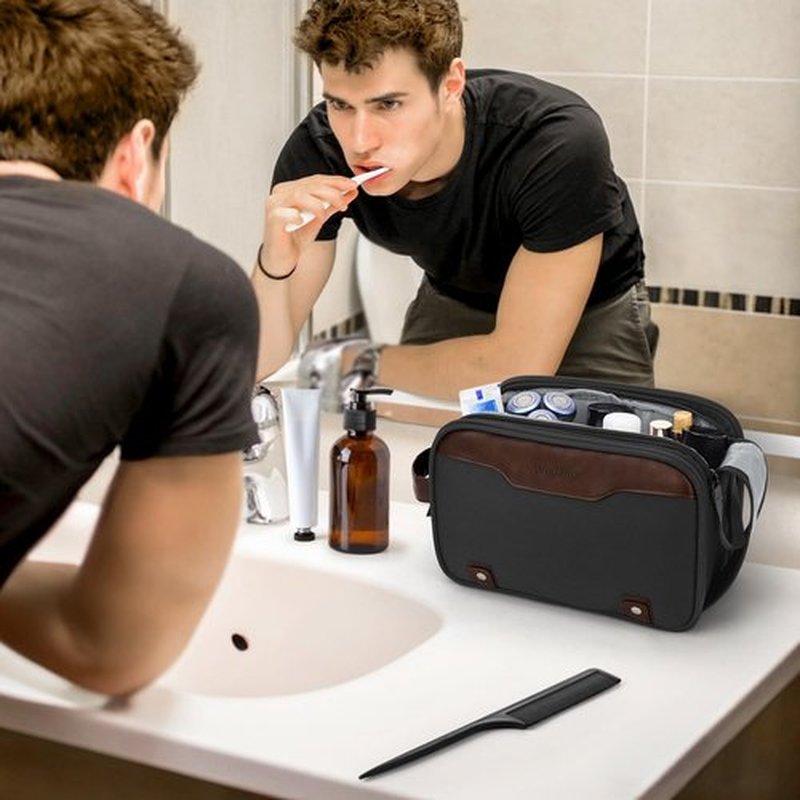 Wedama Toiletry Bag for Men, Medium Hanging Travel Toiletry Bag, Extra Electronic Organizer Bag Waterproof Travel Bag for Toiletries, PU Handle Travel Bag for Travel Trips Swim Camping, Grey