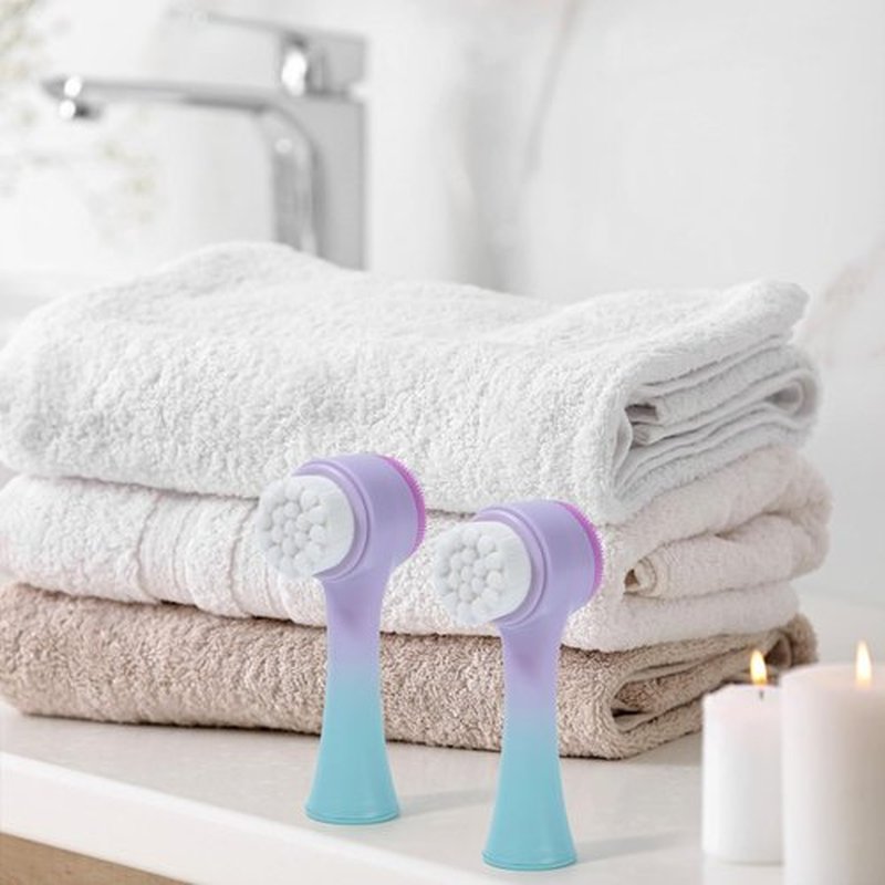 Beomeen Face Brush 2 in 1, Silicone Facial Cleansing Exfoliating Brush Soft Bristles Pore Deep Cleansing Manual Dual Face Wash Scrub Brush For Massaging, Makeup Skincare Removal, Gradient Purple