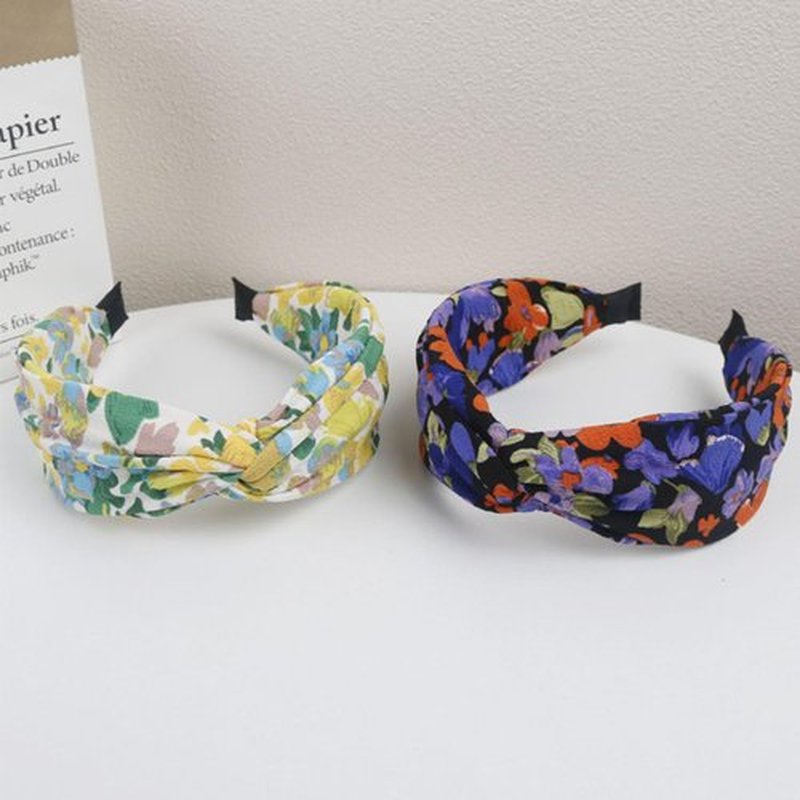 KOVOLITU 4 Pack Flower Print Knotted Headbands for Women Fashion Hair Bands Wide Cross Knot Headbands -Oil Painting