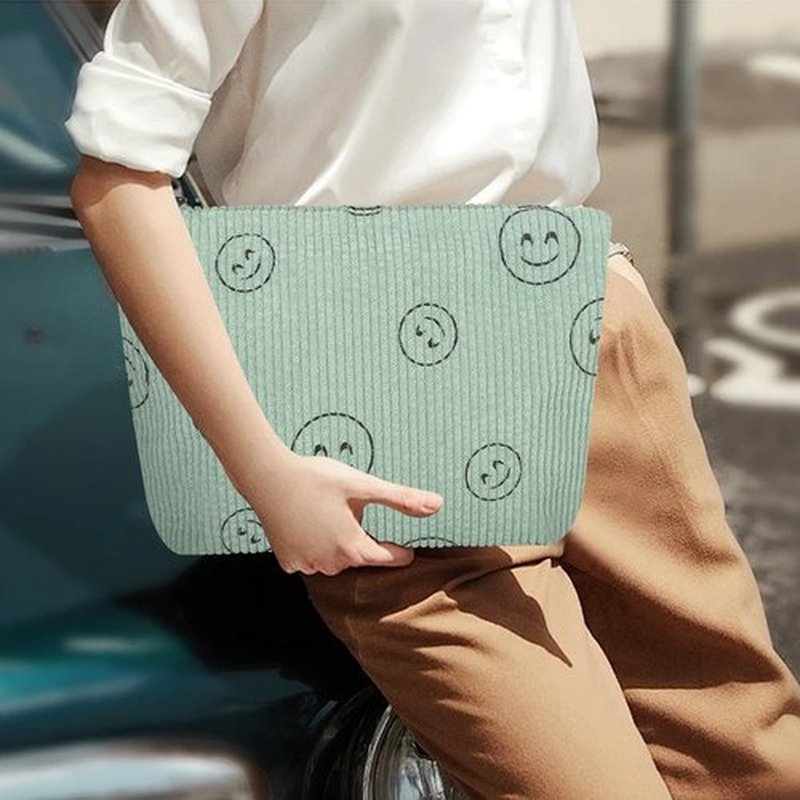 Wudimeitt Cosmetic bag Makeup bag Preppy Cute Corduroy Toiletry bag for women travel essentials (greengreen)
