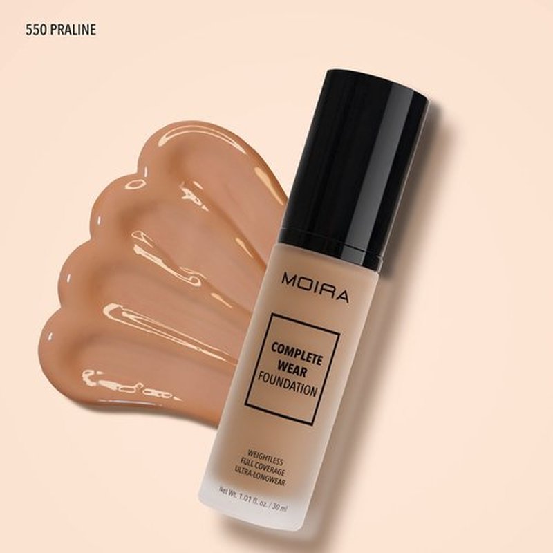 Complete Wear Foundation (550, Praline)