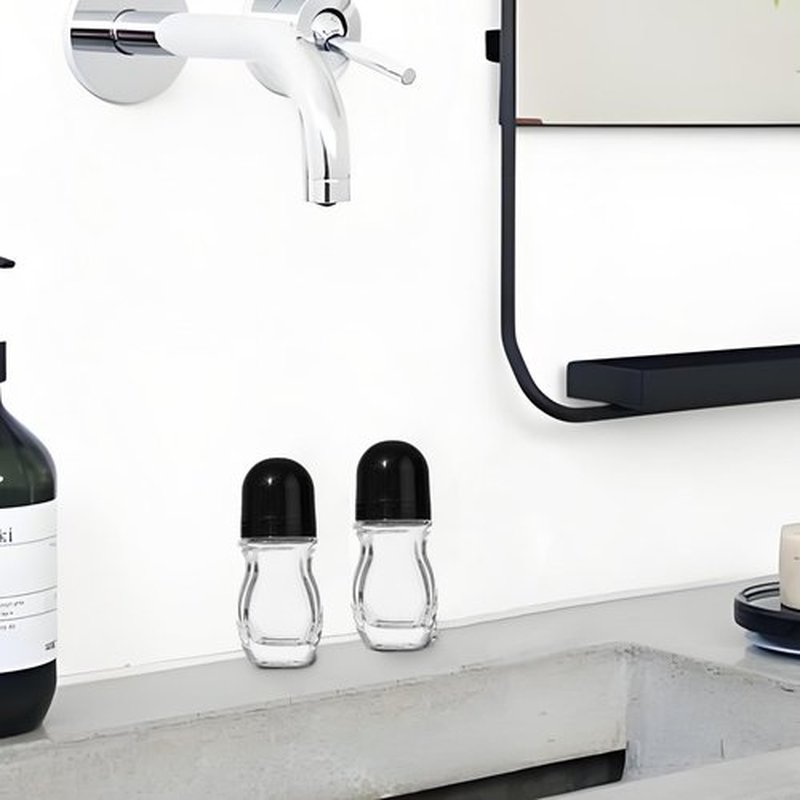 2 Pcs Glass Empty Roller Bottles, Deodorant Roll On Bottles Deodorant Containers,Roller ball deodorant container, Empty Roller Ball Bottles For Essential Oils Perfume Cosmetics(30ml) (2pcs Oval)