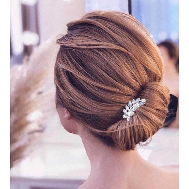 Yheakne Vintage Rhinestone Crystal Hair Comb Blue Crystal Wedding Headpieces Rhinestone Side Comb Hair Clip Hair Gold Cz Leaf Comb Barrette Bridal Headwear Accessories Jewelry for Women (Silver)