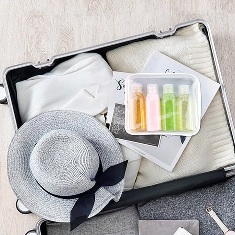 Cosywell Travel Shampoo Bottles 4pcs 3.4oz TSA Approved Travel Bottles for Toiletries Travel Size Bottles Leak Proof Empty Lotion Containers with Flip Cap Small Plastic Squeeze Bottles