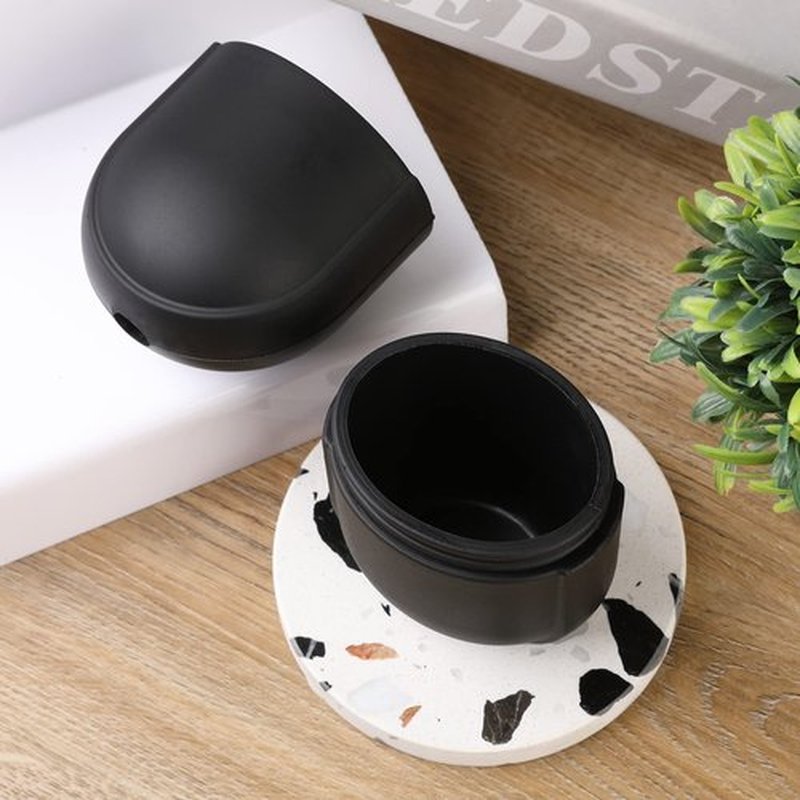 Ice Roller Mold-Ice Roller for Face and Eye，Beauty Cube Brighten Skin &Enhance Natural Glow &Remove Fine Lines，Facial Beauty Ice Roller Skin Care Tools (Oval, black)