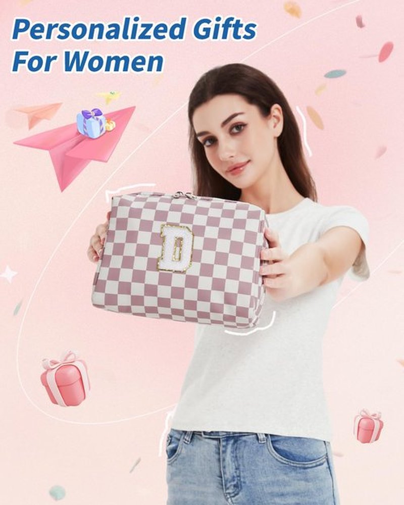 Narwey Personalized Initial Makeup Bag Toiletry Bag Gifts for Women Girls Large Checkered Makeup Bag Zipper Pouch Travel Cosmetic Bag Organizer for Women (Dusty Rose Checkerboard Letter D)