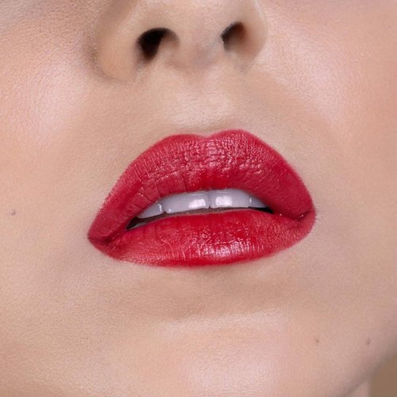 OFIR Longwear Demi-Matte Lip Line | Smudge-Proof, Easy Glide, Hydrating, Long-Lasting Color, Precise Application, Cool Red Lip Liner Pencil for Defined Lips | 0.042 OZ