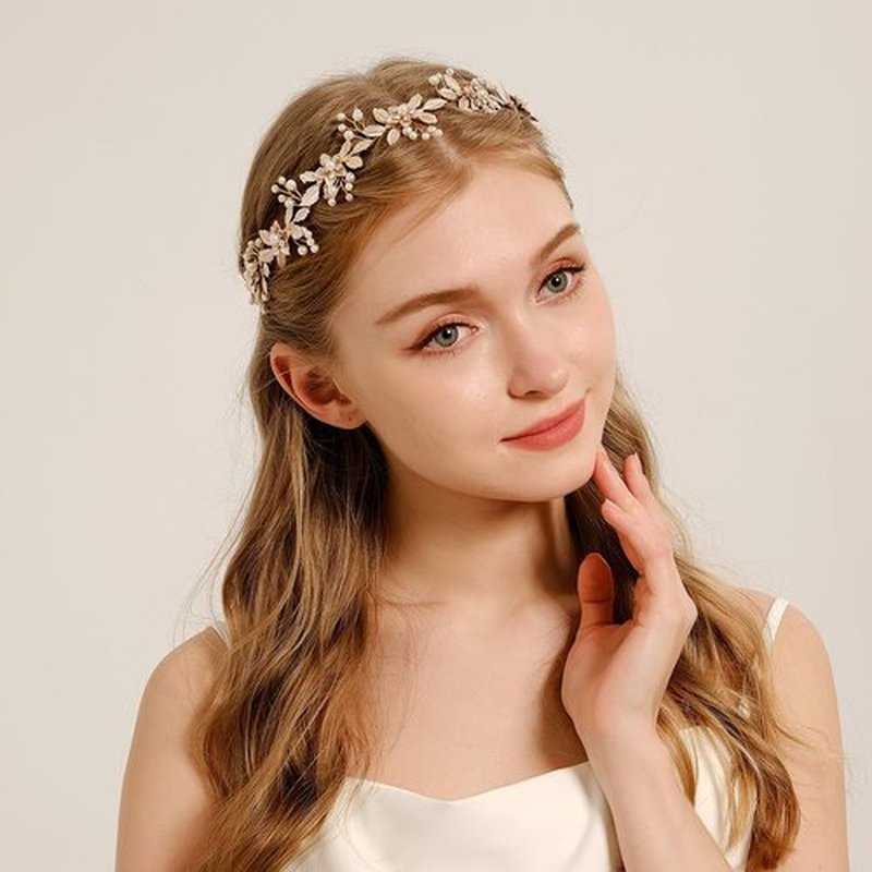 LEMOXIVI Wedding Headpiece for Bride Flower-Leaf Bridal Headband Pearl Hair Accessories for Flower Girl Bridesmaid, Gold