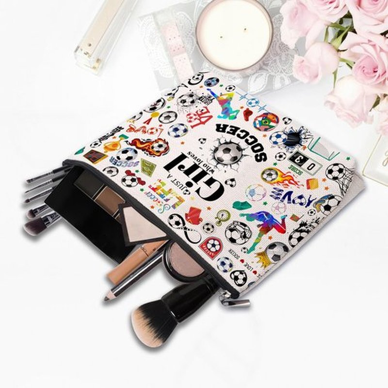 CEASQVAA Soccer Gifts Makeup Cosmetic Bag for Women, Soccer Coach Gifts, Soccer Team Gifts for Soccer Lovers Players Fans Birthday Gifts for Her Women